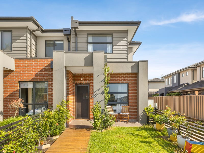 2/3 Street, Strathmore, Vic 3041 Townhouse for Sale