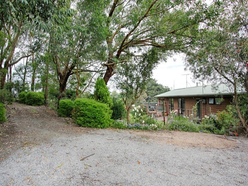490 East West Road, Warragul, Vic 3820 Property Details