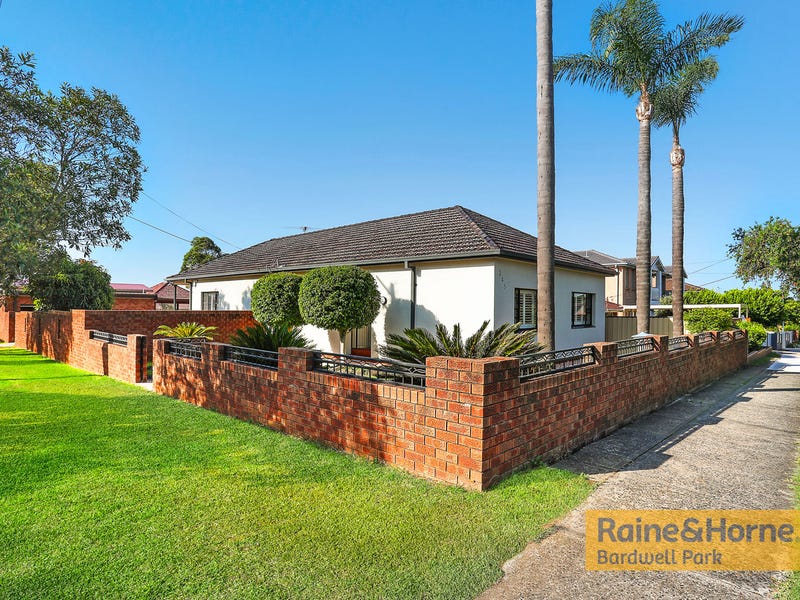 245 William Street, Kingsgrove, NSW 2208 Property Details