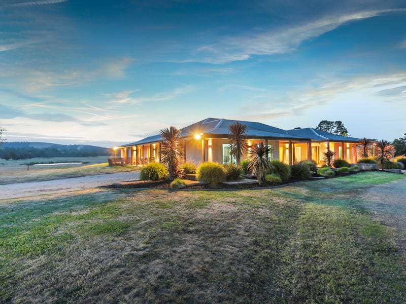 390 Healesville Koo Wee Rup Road, Healesville, Vic 3777 Property Details