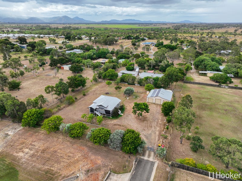 3 Hunter Lane, Gracemere, Qld 4702 Property Details