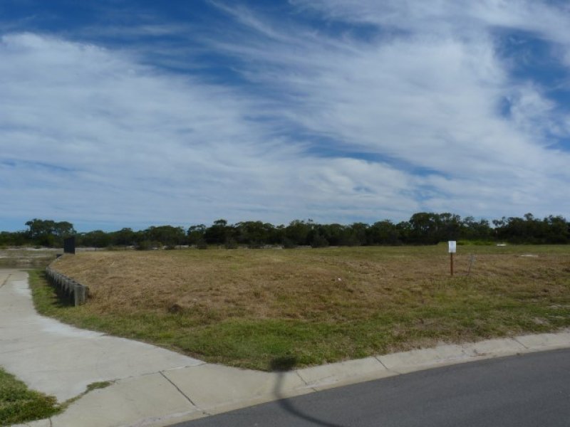 28 Honey Myrtle Close, Burrum Heads, QLD 4659