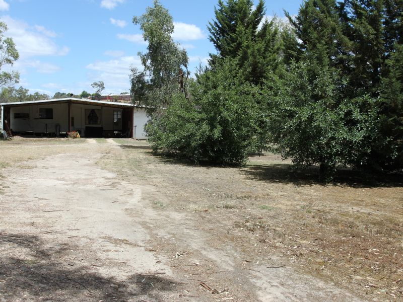 2445 Goulburn Valley Highway, Alexandra, Vic 3714 Property Details