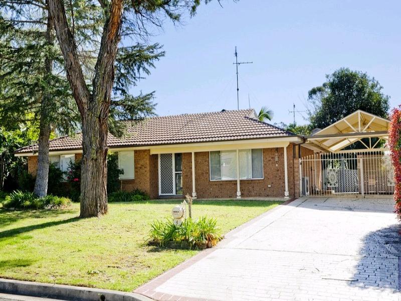 4 Lark Place, Wallacia, NSW 2745