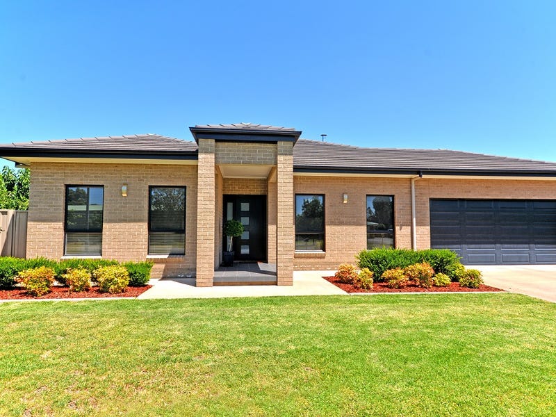 4 Curtin Rd, Leeton, NSW 2705 Property Details