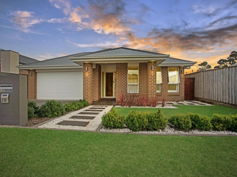 9 Wattawan Street, Fletcher, NSW 2287