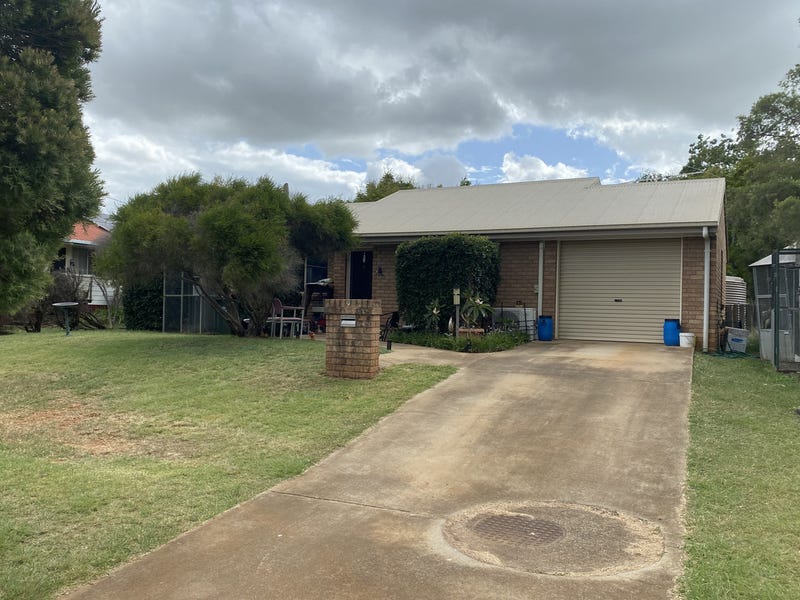 9 Windsor Circle, Kingaroy, Qld 4610 Property Details