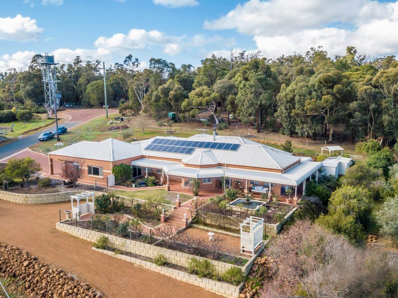 8 Penny Lane, Sawyers Valley, WA 6074