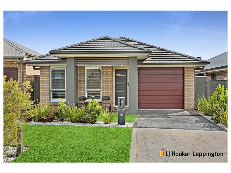 27 Arcadian Hills Cres, Cobbitty, NSW 2570