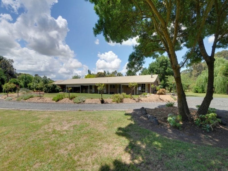 10 Scrubby Lane, Traralgon, Vic 3844 Property Details