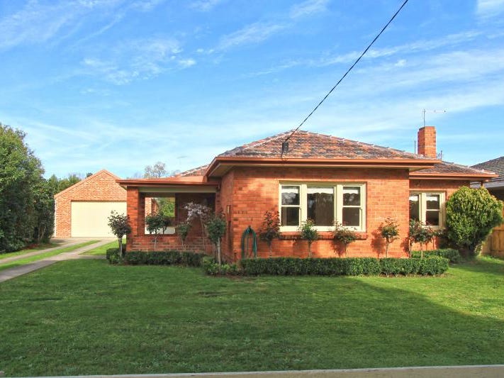 35 Laura Street, Maffra, VIC 3860