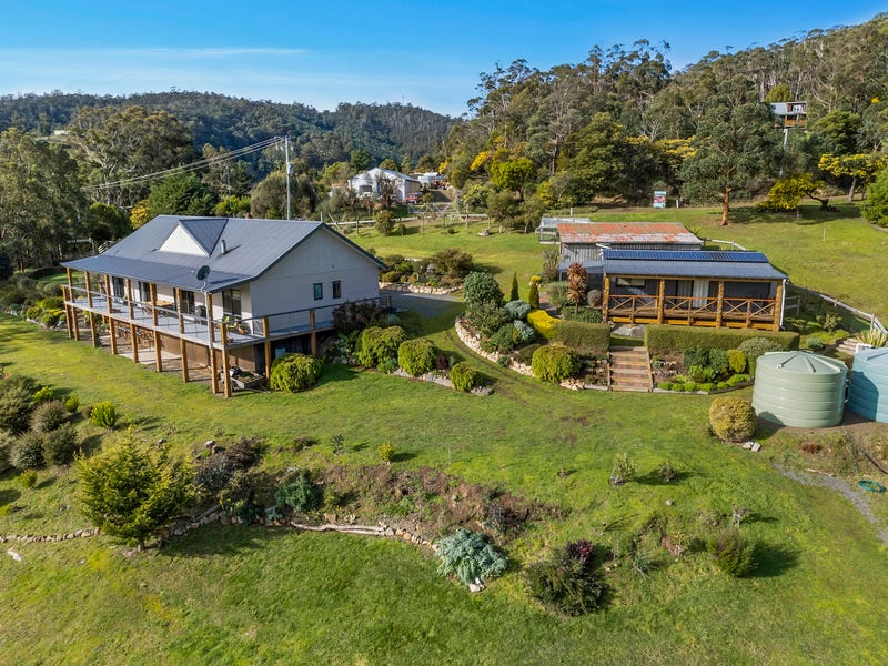14 Cawthorns Road, Wattle Grove, TAS 7109