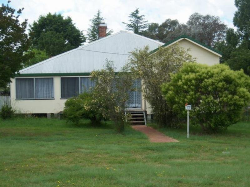 11 Alice Street, Deepwater, NSW 2371 Property Details