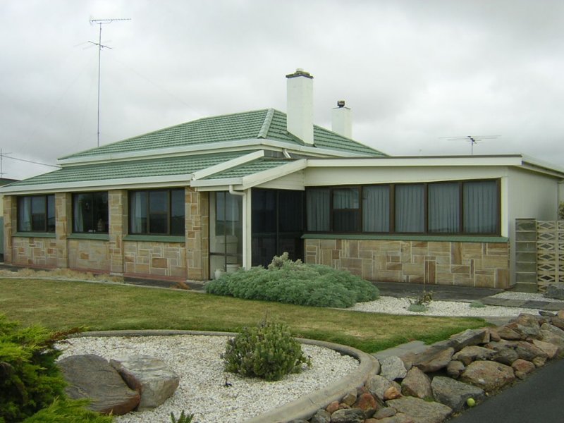 7 Sea Parade, Port Macdonnell, SA 5291