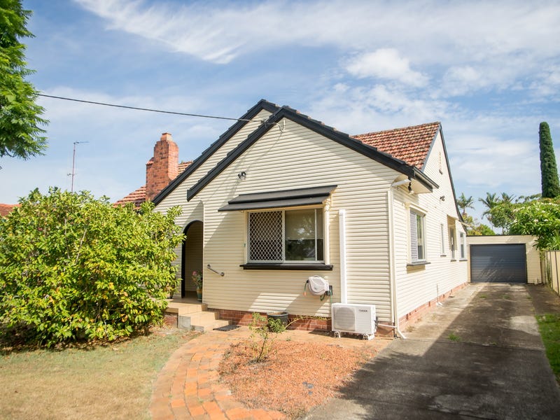 7 Edinburgh Drive, Taree, NSW 2430 Property Details