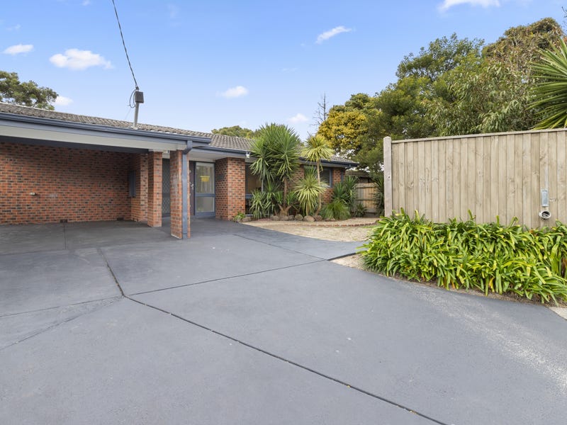 37 Golf Links Road, Frankston, Vic 3199 Property Details