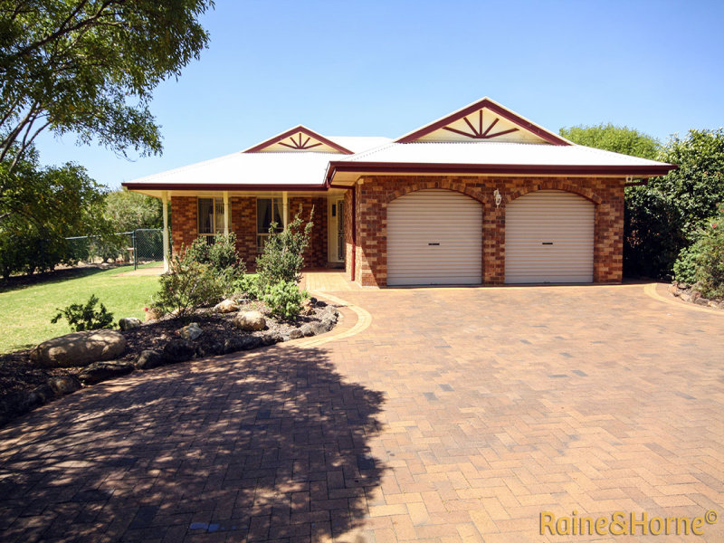 8 Grangewood Drive, Dubbo, NSW 2830