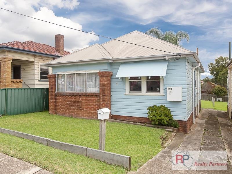 108 Woodstock Street, Mayfield, NSW 2304