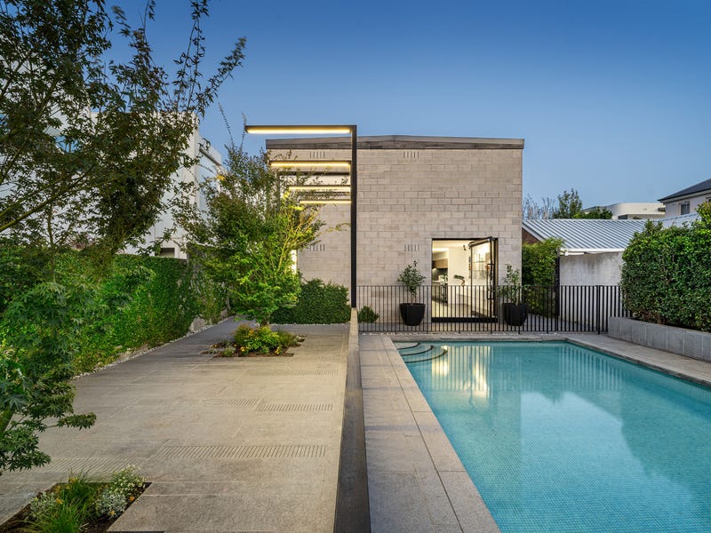 6 Denham Place, Toorak, Vic 3142 Property Details