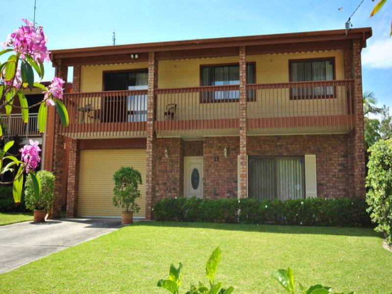 13 Gordon Avenue, Summerland Point, NSW 2259