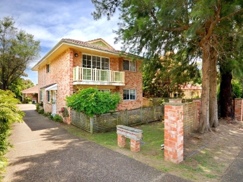 2/17 Harnleigh Avenue, Woolooware, NSW 2230 Property Details
