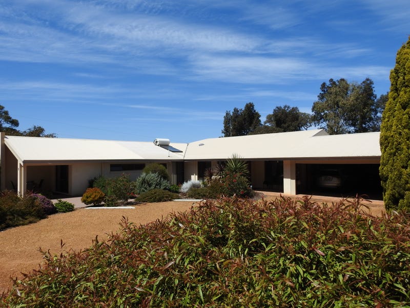 52 Treeton Road, Cowaramup, WA 6284 Property Details