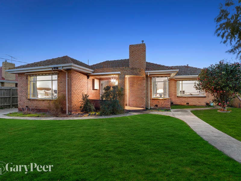 136 Tucker Road, Bentleigh, Vic 3204 Property Details