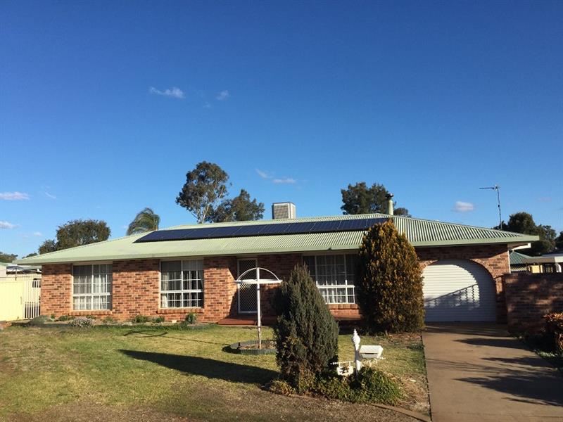 25 Bonner Cres, Dubbo, NSW 2830
