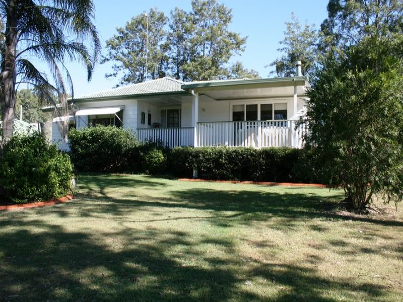 4 Storks Road, Glen Oak, NSW 2320