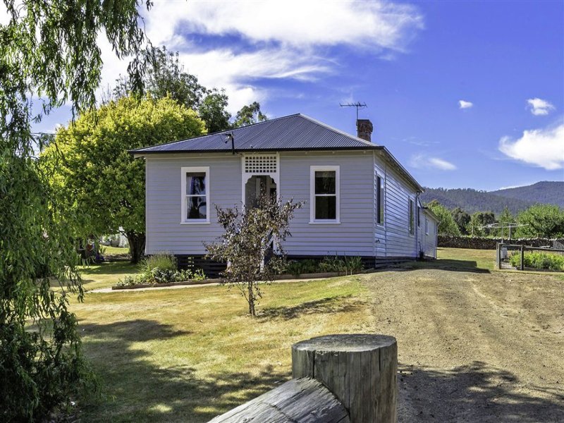 15 Thompsons Road, Huonville, Tas 7109 Property Details