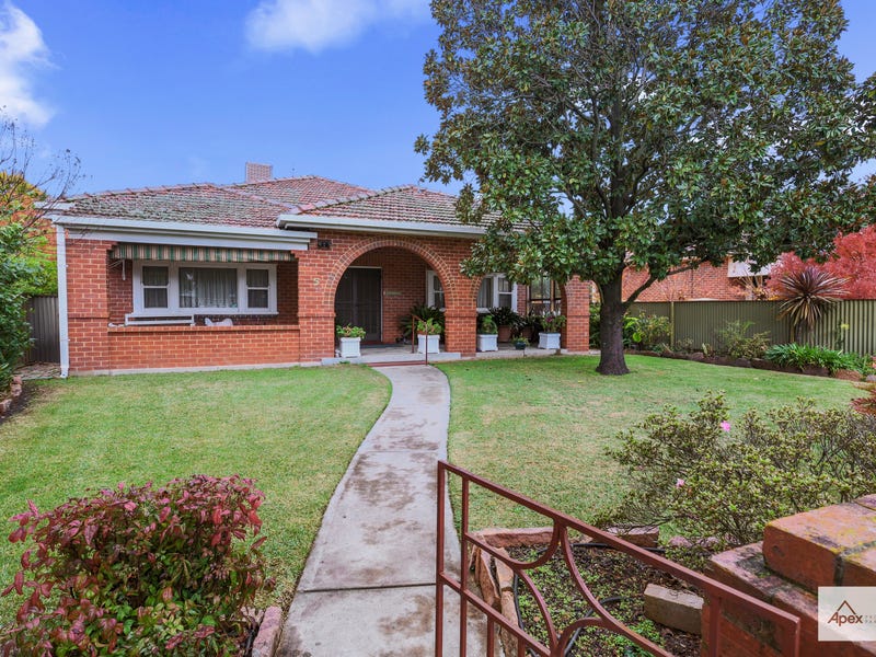 5 Murdoch Rd, Wangaratta, Vic 3677 House for Sale