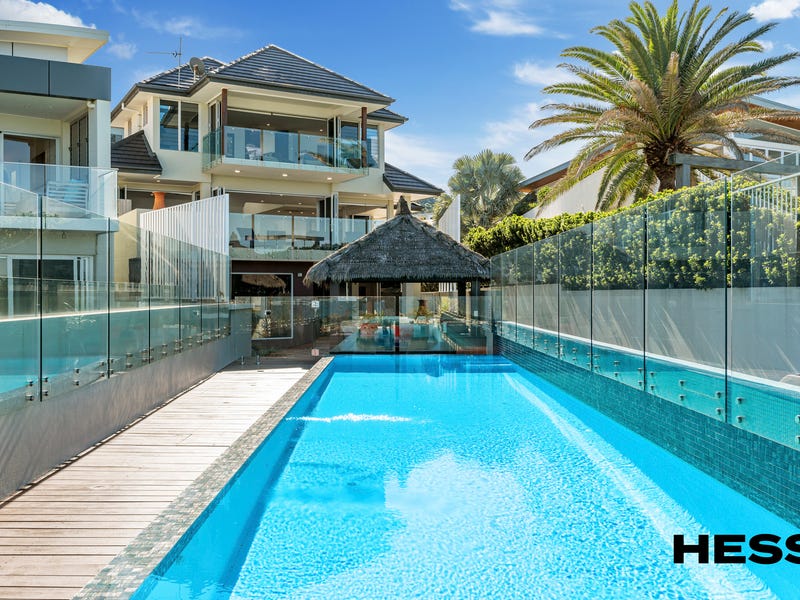 14 Beachfront Close, Sapphire Beach, NSW 2450