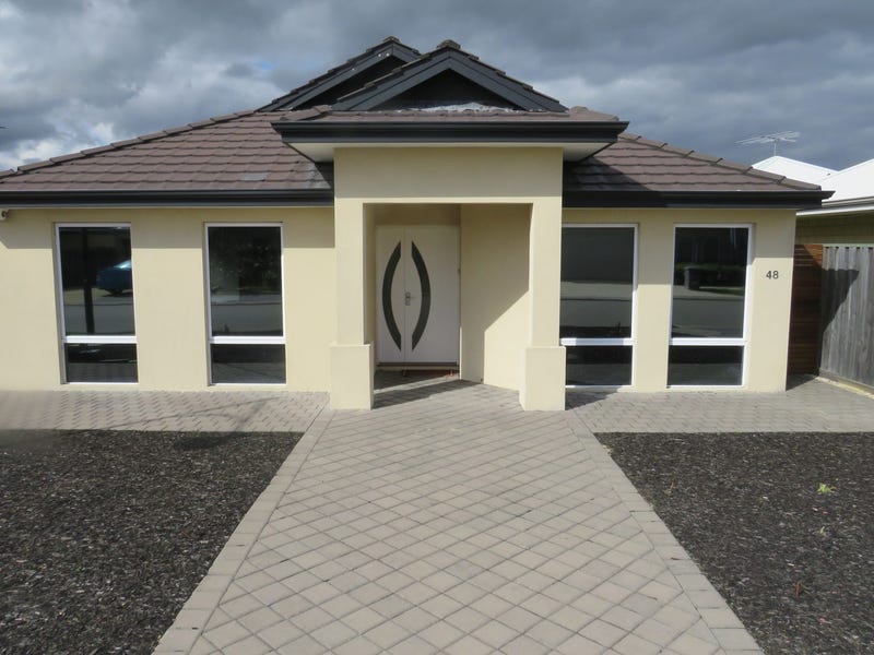 48 Pavilion Circle, The Vines, WA 6069