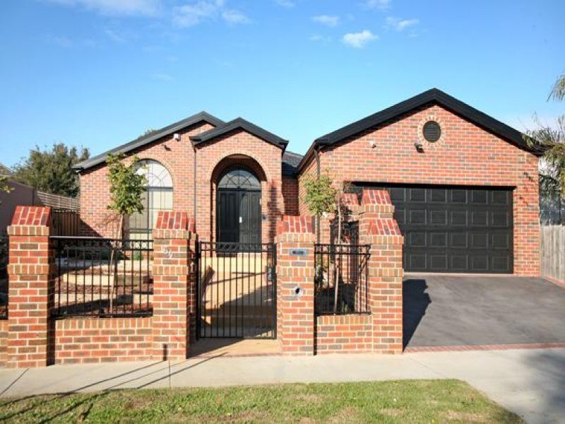 64 Deakin Street, Bentleigh East, VIC