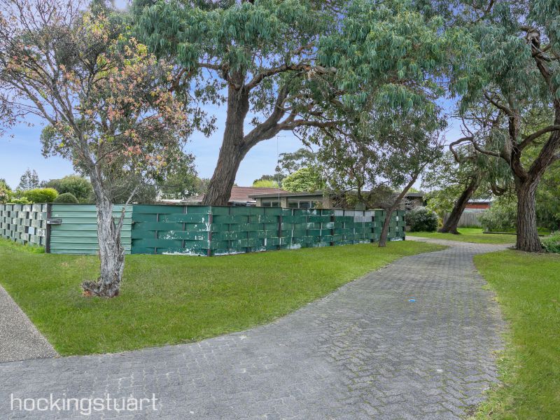 230 Eastbourne Road, Rosebud, VIC 3939