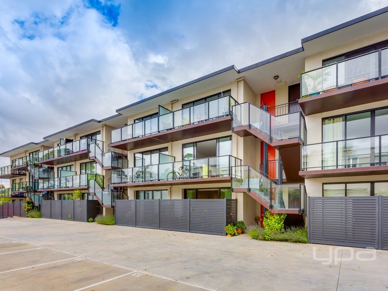 6/219 Watton Street, Werribee, Vic 3030 Property Details