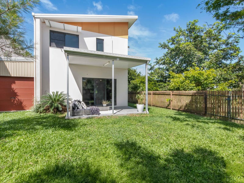 43 Hicks Road, Glenella, Qld 4740 Property Details