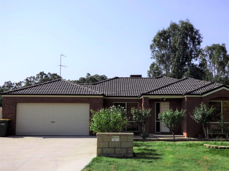 17 King Street, Darlington Point, NSW 2706