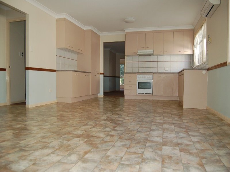 17 Ethel Street, Wellington Point, QLD 4160