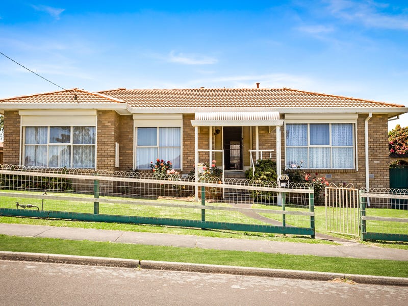 12 Main Neerim Road, Drouin, VIC 3818