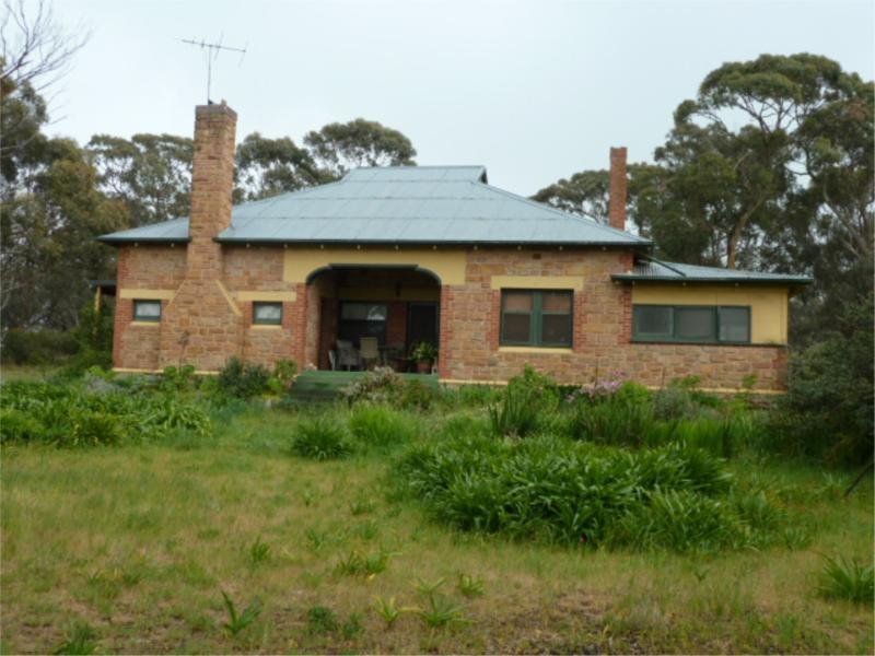 1 Golf Course Road, Saddleworth, SA 5413 Property Details