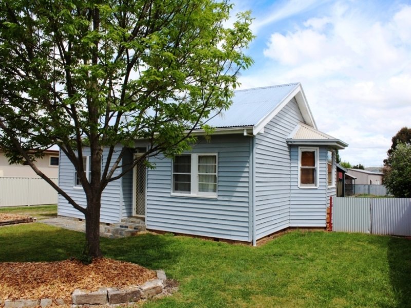 9 Park Street, Eglinton, NSW 2795 Property Details