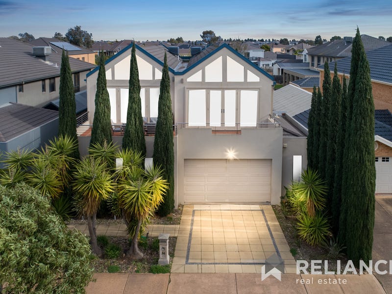 34 Sanctuary Lakes South Boulevard, Point Cook, VIC 3030 realestate