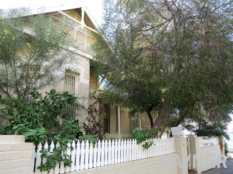 18 Stuart Street, Perth, WA 6000