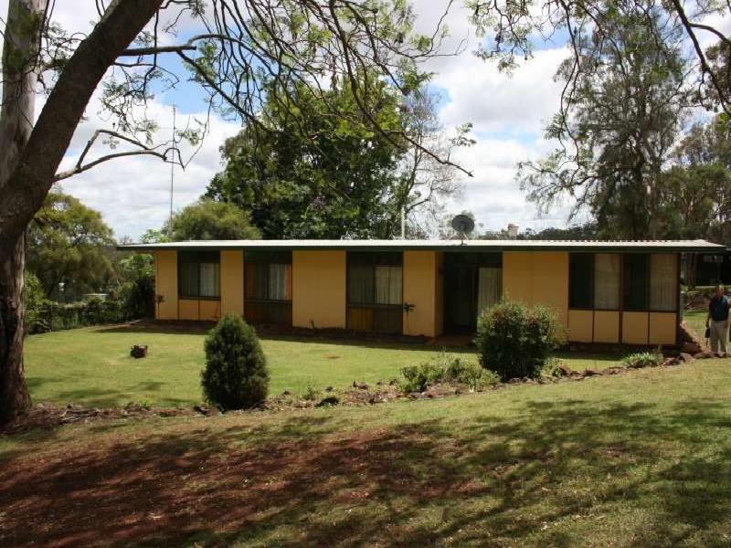 162 Goulds Road, Cabarlah, Qld 4352 Property Details