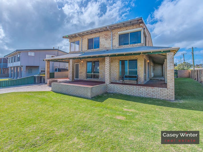 2 Ocean Drive, Quinns Rocks, WA 6030