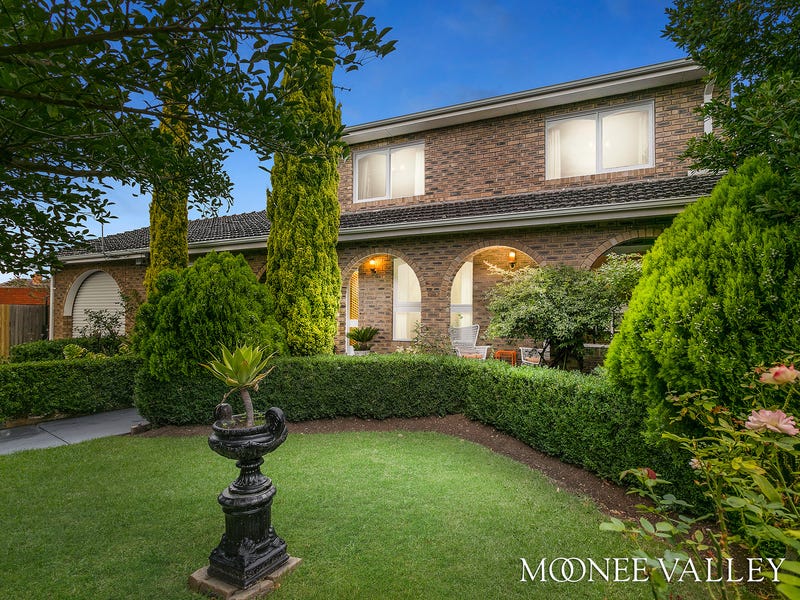 22 Sovereign Way, Avondale Heights, Vic 3034 House for Sale