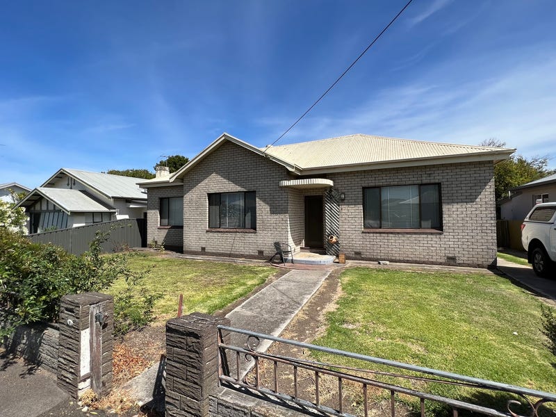 9 Crouch Street N, Mount Gambier, SA 5290