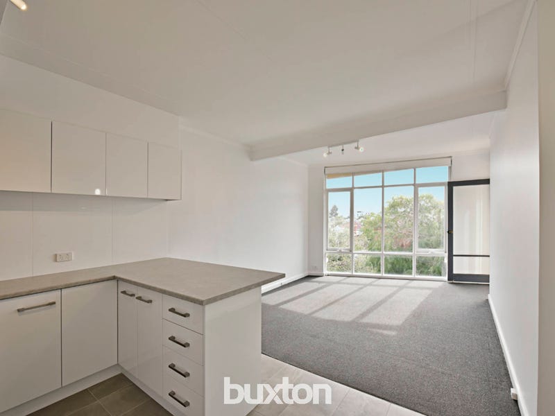 14/1719 The Avenue, Windsor, Vic 3181 Property Details