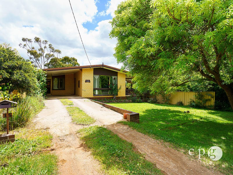15 Richards Road, Castlemaine, Vic 3450 Property Details